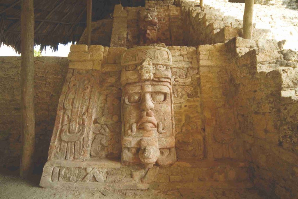 Templo de los Mascarones, Kohunlich