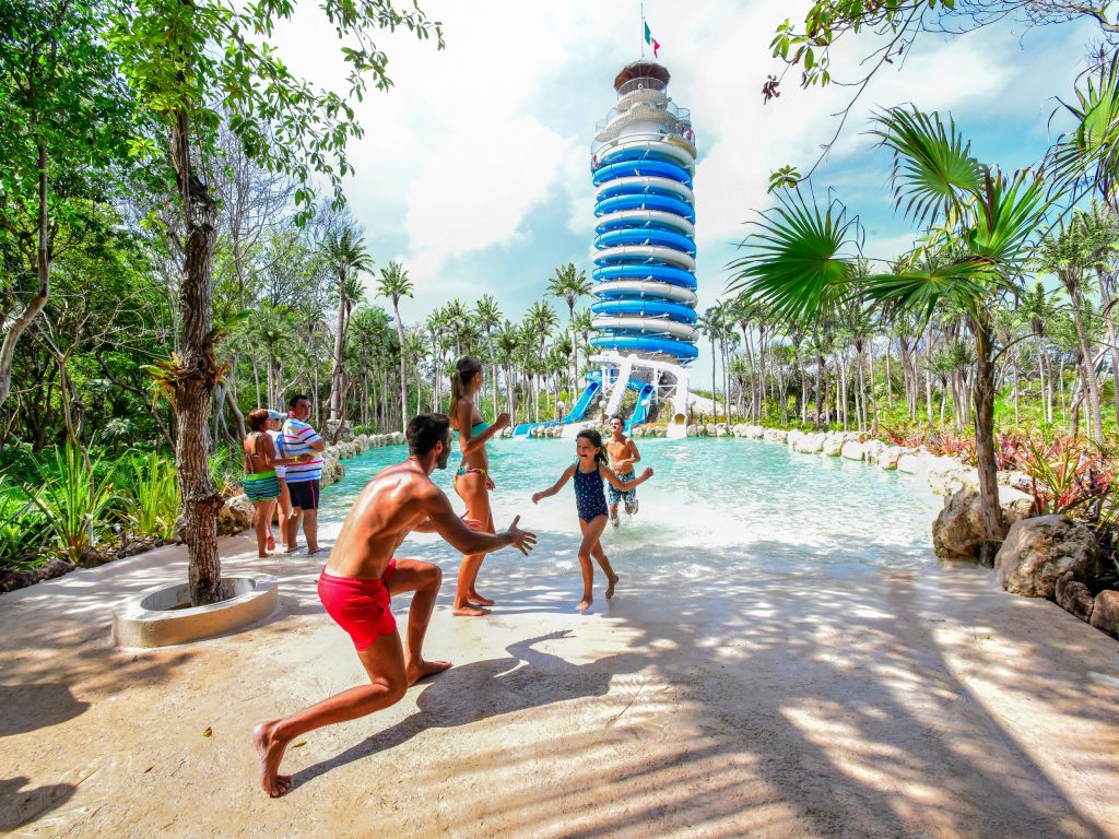 Lighthouse lookout at Xel-Há