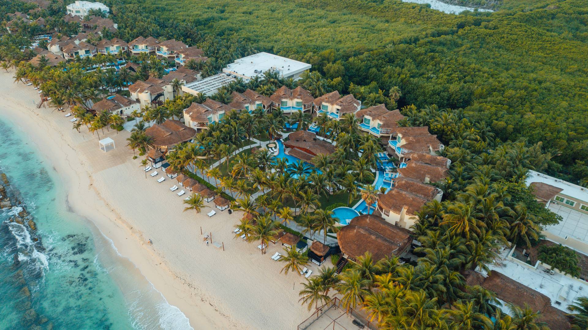Distrito Xcalacoco Vs Paravian — investment corridor